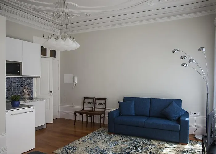 Lighthouse Apartment *